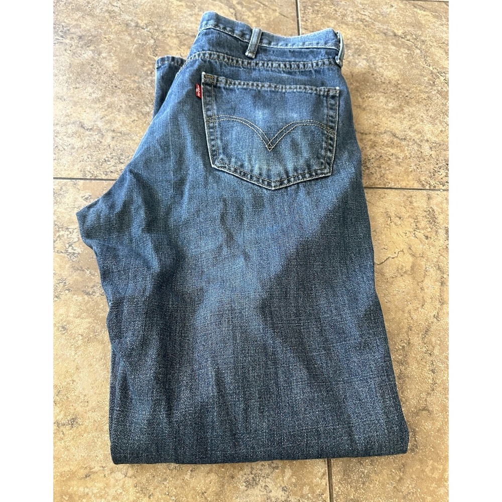 Levi's 559 Jeans Mens 38x34 Relaxed Straight Leg Medium Wash Blue Denim Pants
